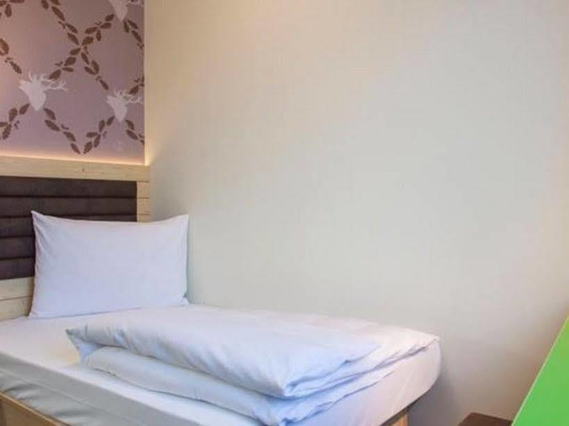 Hotel Coffee Fellows Muenchen-freiham München